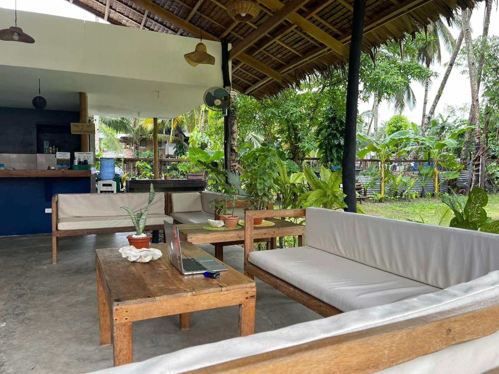 Dawn Patrol Siargao Hostel General Luna  Bagian luar foto